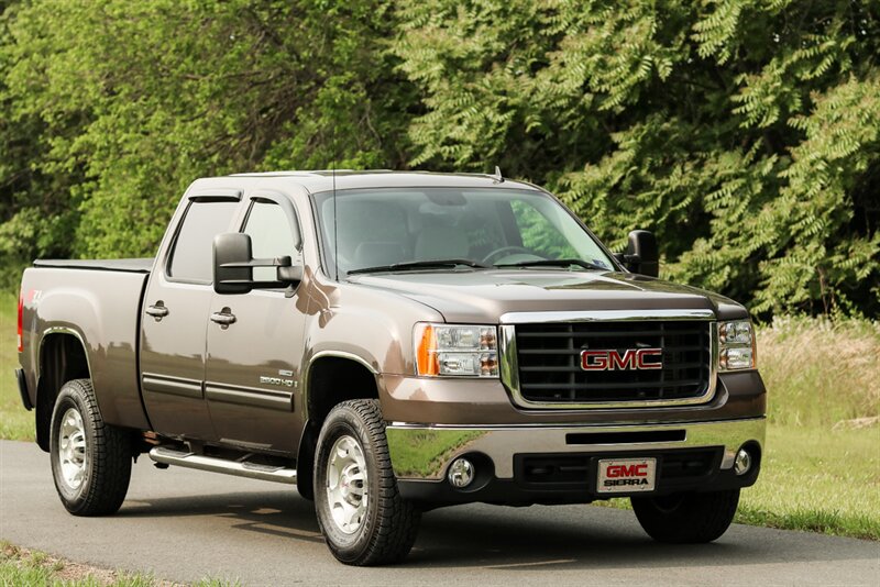 2008 GMC Sierra 2500 SLT 4WD Crew Cab Z71   - Photo 3 - Rockville, MD 20850