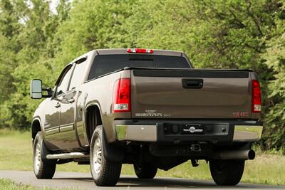 2008 GMC Sierra 2500 SLT 4WD Crew Cab Z71   - Photo 10 - Rockville, MD 20850