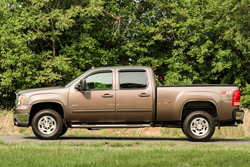 2008 GMC Sierra 2500 SLT 4WD Crew Cab Z71   - Photo 5 - Rockville, MD 20850