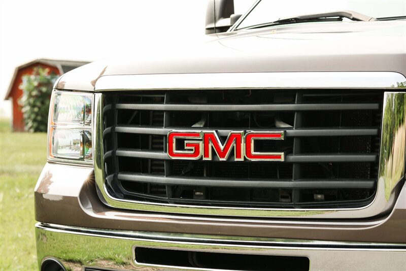 2008 GMC Sierra 2500 SLT 4WD Crew Cab Z71   - Photo 20 - Rockville, MD 20850