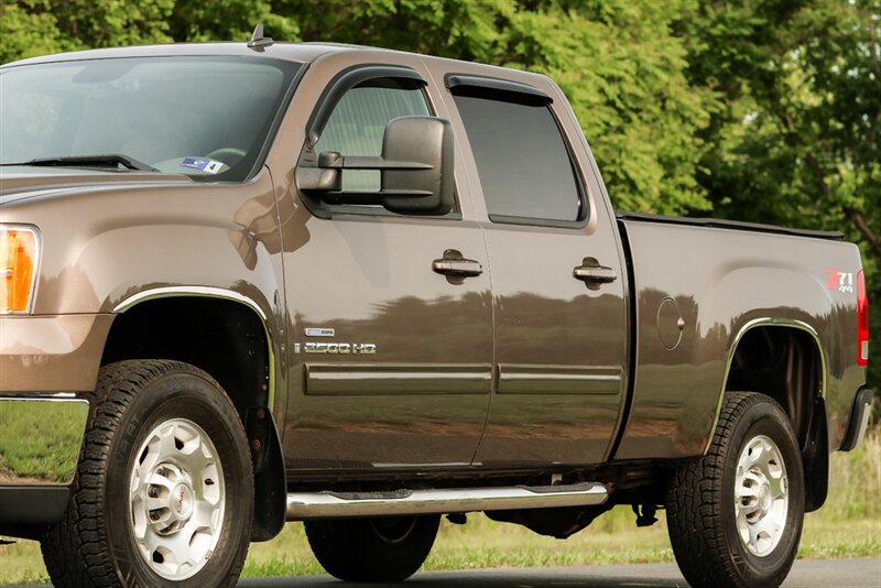 2008 GMC Sierra 2500 SLT 4WD Crew Cab Z71   - Photo 15 - Rockville, MD 20850