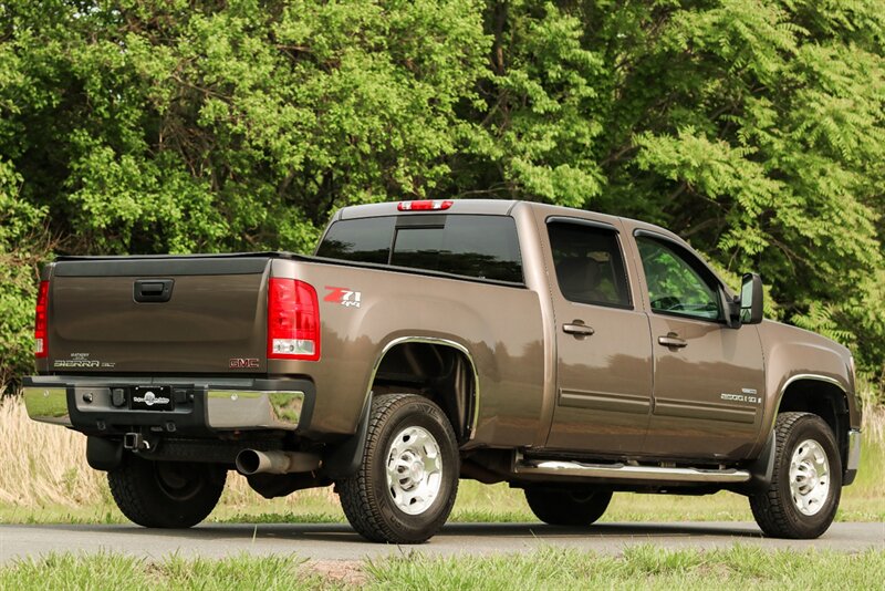 2008 GMC Sierra 2500 SLT 4WD Crew Cab Z71   - Photo 2 - Rockville, MD 20850