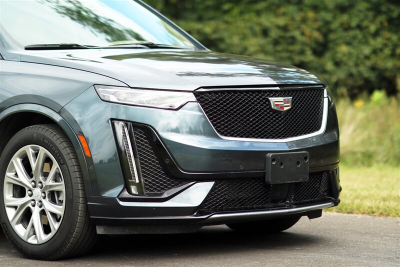 2020 Cadillac XT6 Sport   - Photo 24 - Rockville, MD 20850