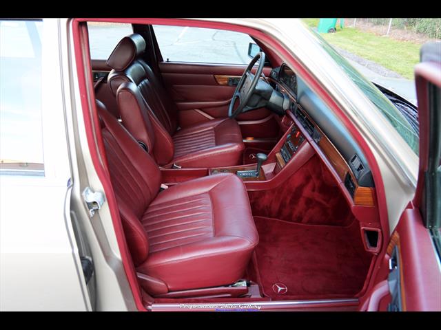 1986 Mercedes-Benz 300 SDL   - Photo 14 - Rockville, MD 20850