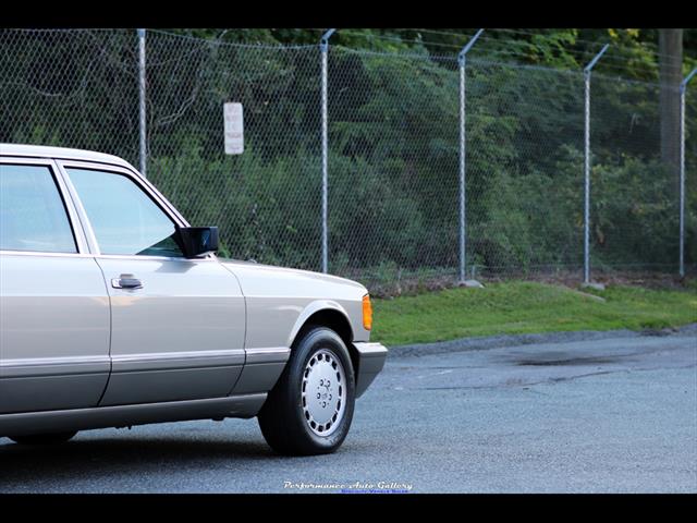 1986 Mercedes-Benz 300 SDL   - Photo 7 - Rockville, MD 20850