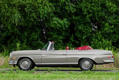 1969 Mercedes-Benz 280SE Cabriolet   - Photo 5 - Rockville, MD 20850