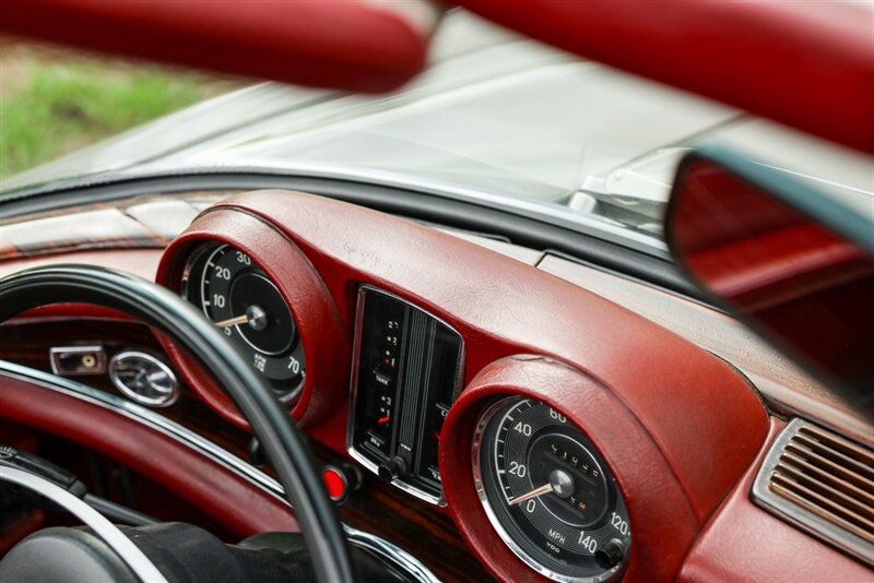 1969 Mercedes-Benz 280SE Cabriolet   - Photo 57 - Rockville, MD 20850