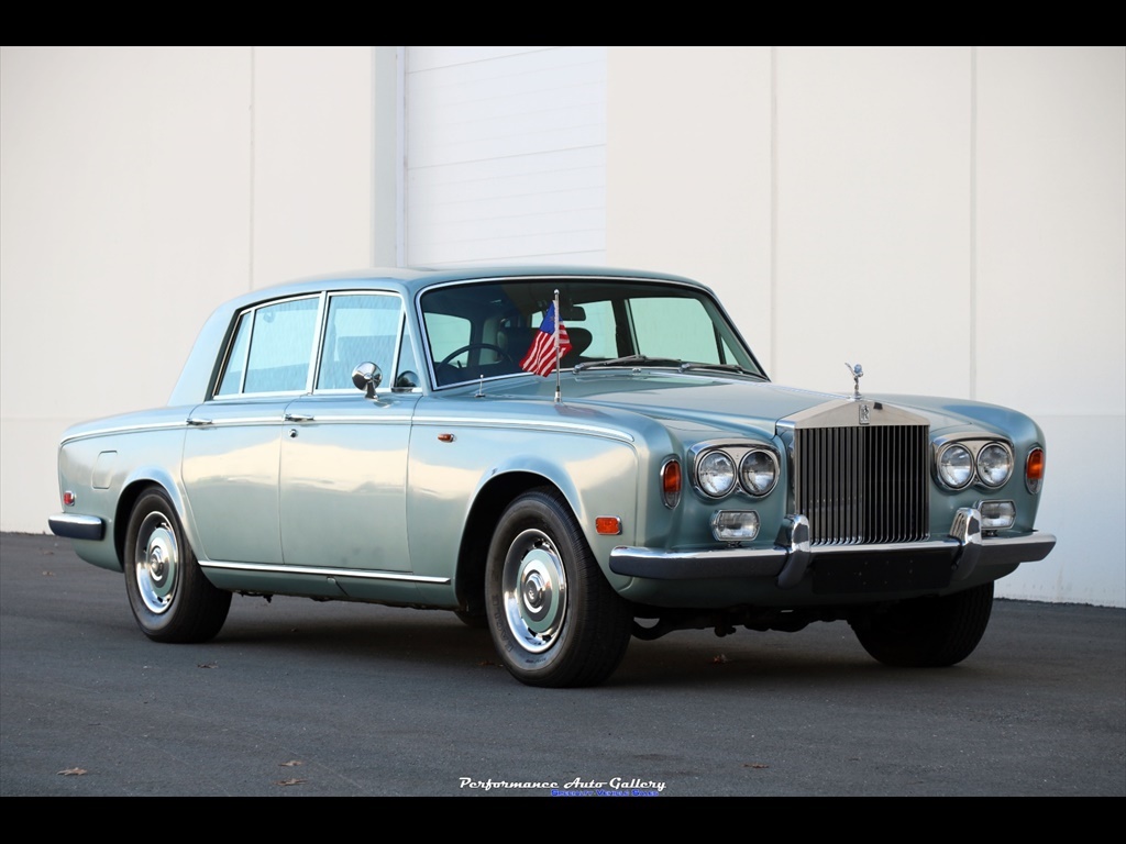 Lot 97  1975 RollsRoyce Silver Shadow