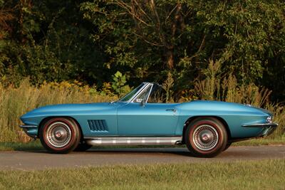 1967 Chevrolet Corvette Stingray 327 4-Speed   - Photo 9 - Rockville, MD 20850