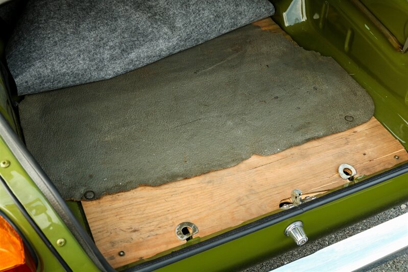 1973 Saab 96 V4   - Photo 143 - Rockville, MD 20850