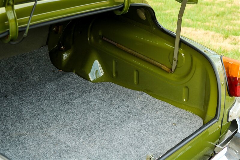 1973 Saab 96 V4   - Photo 136 - Rockville, MD 20850
