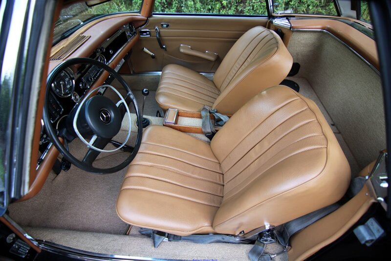 1968 Mercedes-Benz 250SL 4-Speed   - Photo 3 - Rockville, MD 20850