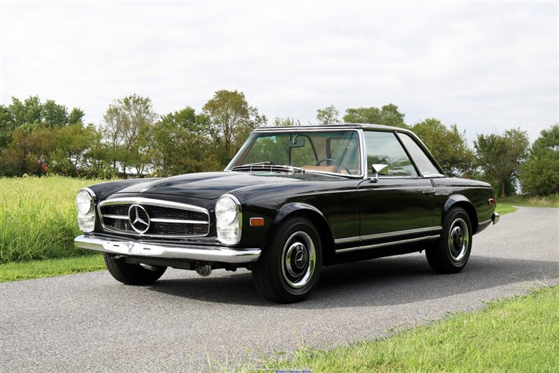 1968 Mercedes-Benz 250SL 4-Speed   - Photo 15 - Rockville, MD 20850