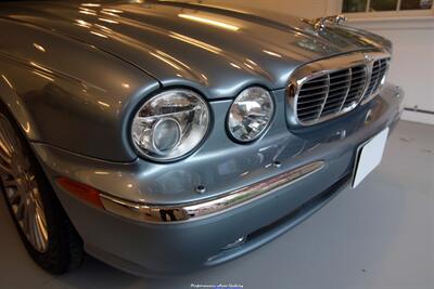 2005 Jaguar XJ8 Vanden Plas   - Photo 21 - Rockville, MD 20850