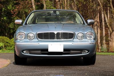 2005 Jaguar XJ8 Vanden Plas   - Photo 11 - Rockville, MD 20850