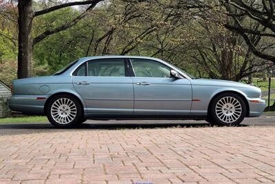 2005 Jaguar XJ8 Vanden Plas   - Photo 14 - Rockville, MD 20850