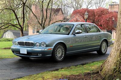 2005 Jaguar XJ8 Vanden Plas   - Photo 18 - Rockville, MD 20850