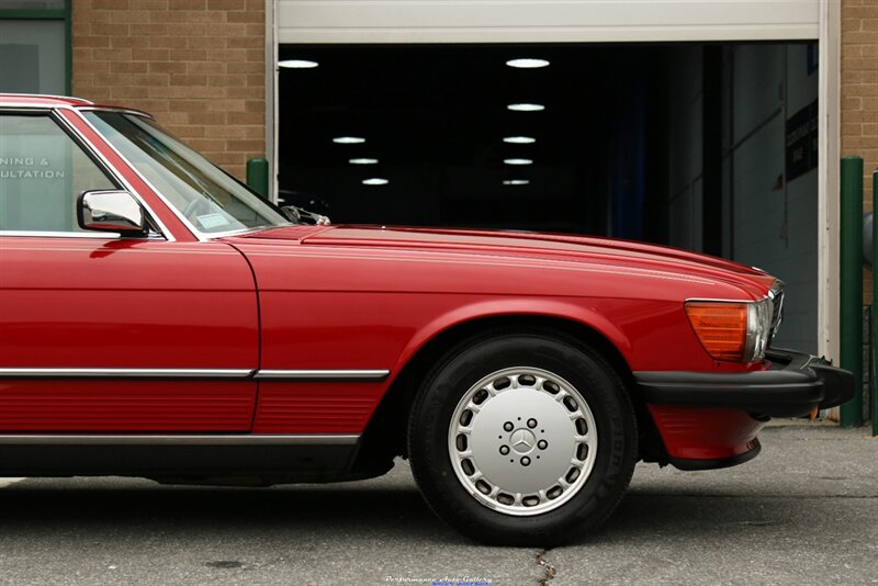 1989 Mercedes-Benz 560-Class 560 SL   - Photo 25 - Rockville, MD 20850