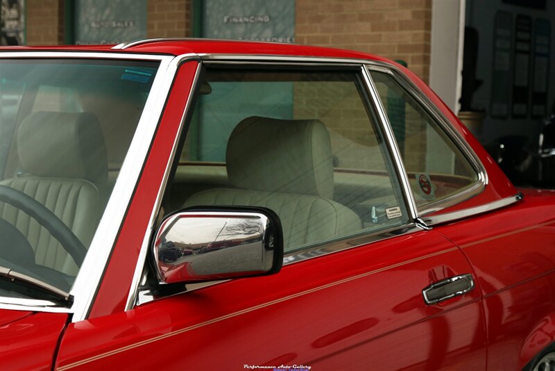 1989 Mercedes-Benz 560-Class 560 SL   - Photo 35 - Rockville, MD 20850