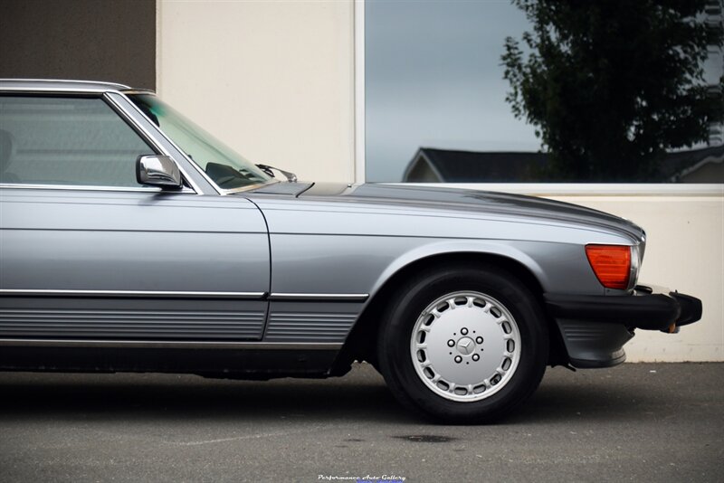 1988 Mercedes-Benz 560-Class 560 SL   - Photo 13 - Rockville, MD 20850