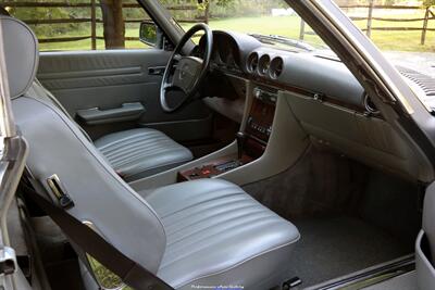 1988 Mercedes-Benz 560-Class 560 SL   - Photo 53 - Rockville, MD 20850