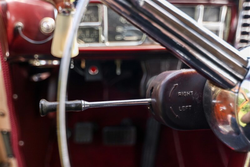 1947 Chrysler Town & Country Woodie Sedan   - Photo 75 - Rockville, MD 20850