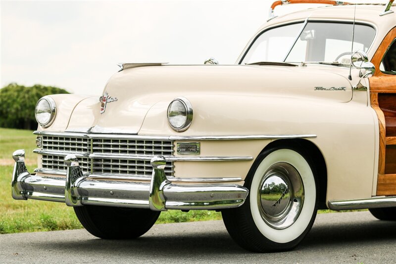 1947 Chrysler Town & Country Woodie Sedan   - Photo 10 - Rockville, MD 20850