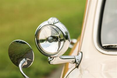 1947 Chrysler Town & Country Woodie Sedan   - Photo 38 - Rockville, MD 20850