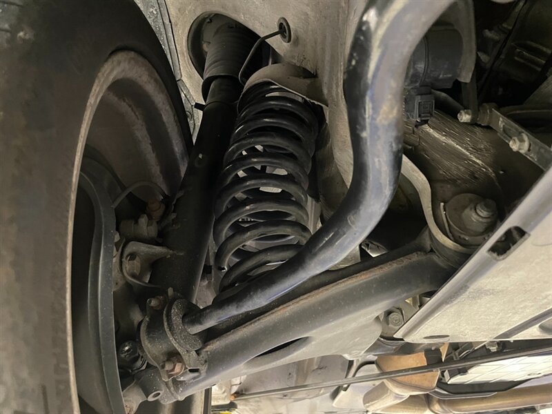 2002 Mercedes-Benz SL 500   - Photo 139 - Rockville, MD 20850