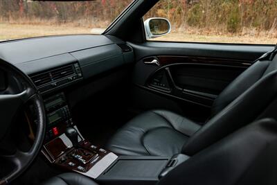 2002 Mercedes-Benz SL 500   - Photo 71 - Rockville, MD 20850
