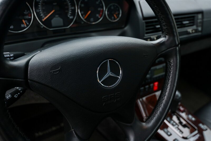 2002 Mercedes-Benz SL 500   - Photo 81 - Rockville, MD 20850