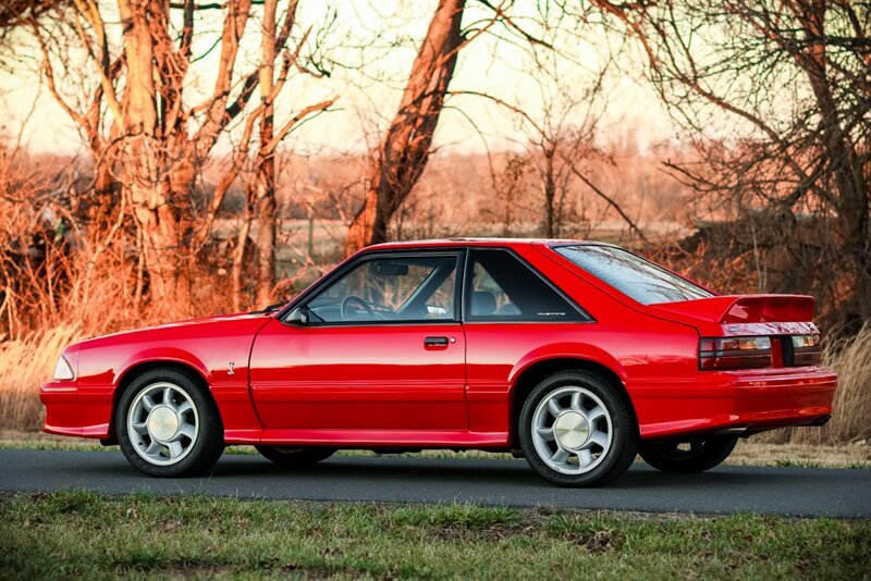 1993 Ford Mustang SVT Cobra   - Photo 15 - Rockville, MD 20850