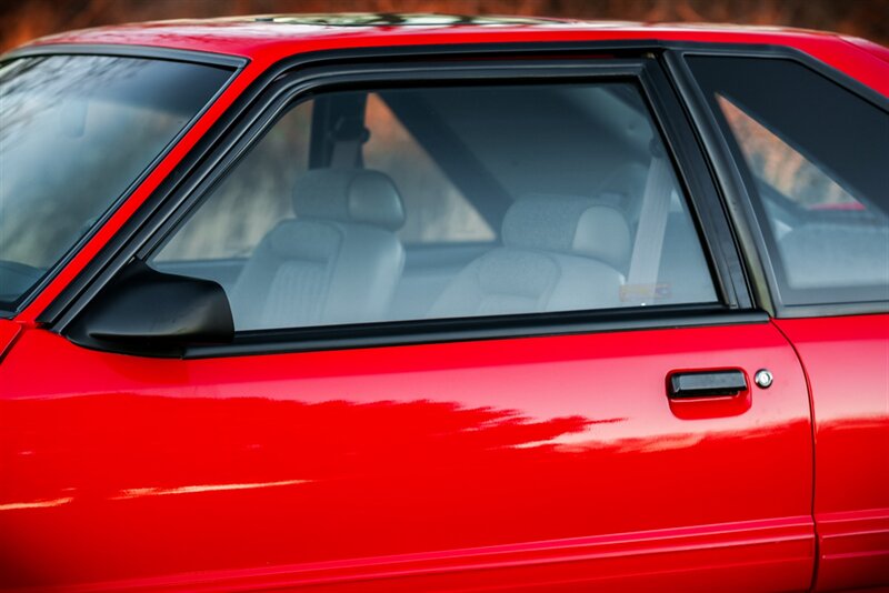 1993 Ford Mustang SVT Cobra   - Photo 25 - Rockville, MD 20850