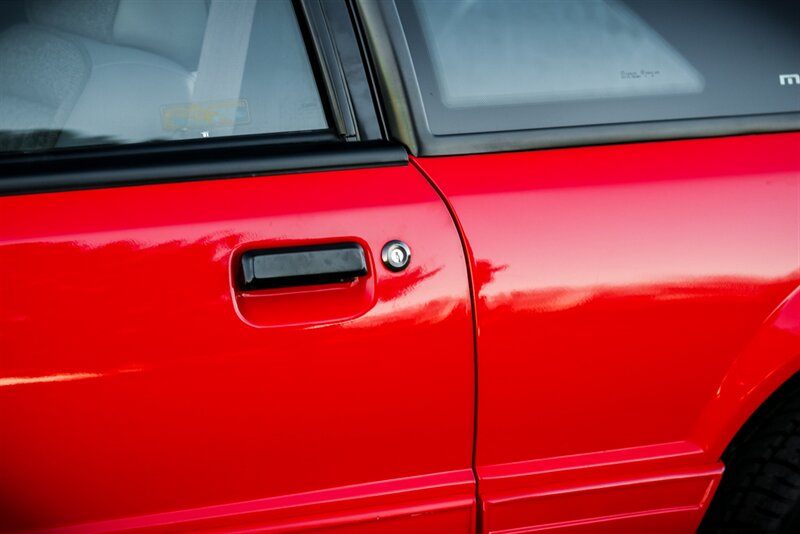 1993 Ford Mustang SVT Cobra   - Photo 27 - Rockville, MD 20850