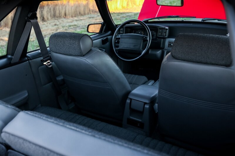 1993 Ford Mustang SVT Cobra   - Photo 47 - Rockville, MD 20850