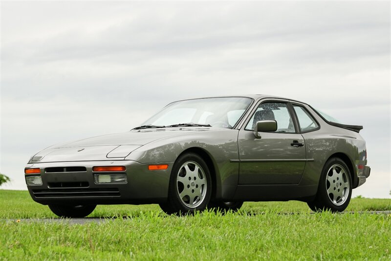 1989 Porsche 944 Turbo   - Photo 11 - Rockville, MD 20850