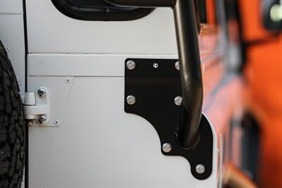 1997 Land Rover Defender 90 3dr 90  NAS (Japan - specific) - Photo 45 - Rockville, MD 20850