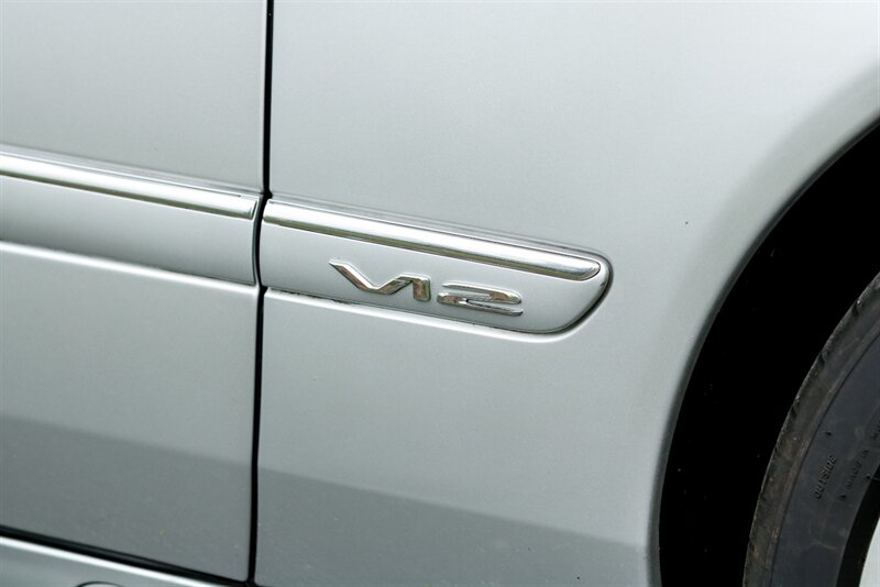 2005 Mercedes-Benz CL 600   - Photo 38 - Rockville, MD 20850