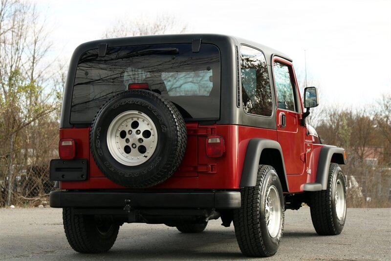 1999 Jeep Wrangler 4.0 Sport 2dr Sport   - Photo 2 - Rockville, MD 20850