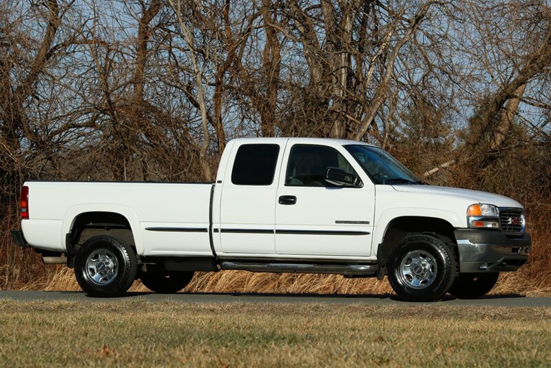 2001 GMC Sierra 2500 SLE   - Photo 16 - Rockville, MD 20850