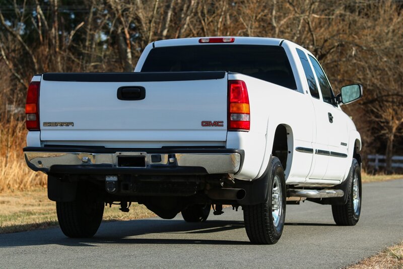 2001 GMC Sierra 2500 SLE   - Photo 11 - Rockville, MD 20850