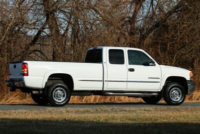 2001 GMC Sierra 2500 SLE   - Photo 22 - Rockville, MD 20850