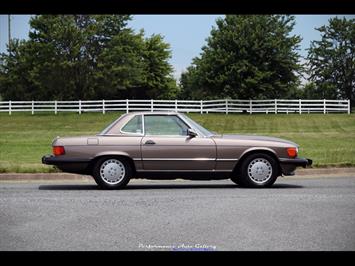 1989 Mercedes-Benz 560SL   - Photo 7 - Rockville, MD 20850