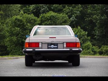 1989 Mercedes-Benz 560SL   - Photo 4 - Rockville, MD 20850