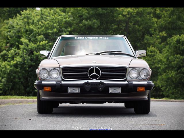 1989 Mercedes-Benz 560SL   - Photo 3 - Rockville, MD 20850