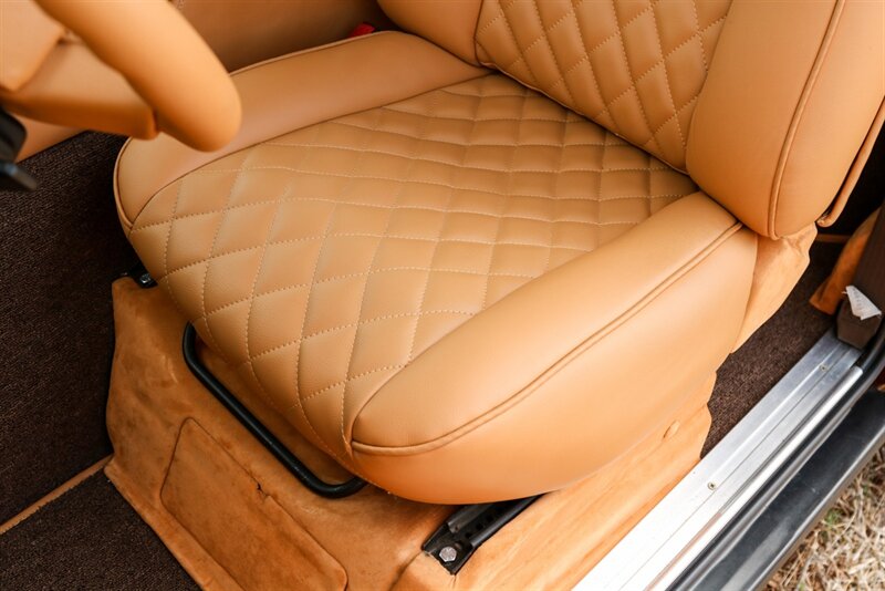 1993 Land Rover Range Rover Classic 2-Door (Restored)   - Photo 104 - Rockville, MD 20850