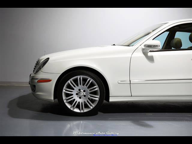 2008 Mercedes-Benz E 350 4MATIC   - Photo 27 - Rockville, MD 20850