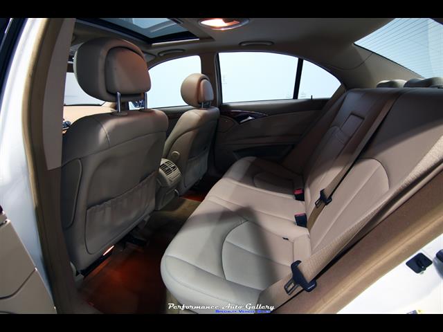 2008 Mercedes-Benz E 350 4MATIC   - Photo 18 - Rockville, MD 20850