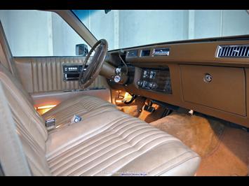 1977 Cadillac Seville   - Photo 7 - Rockville, MD 20850