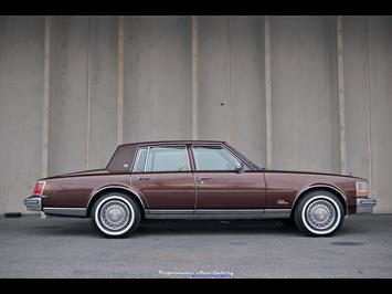 1977 Cadillac Seville   - Photo 5 - Rockville, MD 20850